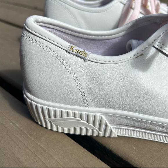 KEDS White Leather Triple Up Platform Lace Up Sneakers | Size 10 / EU 41 - Picture 2 of 14